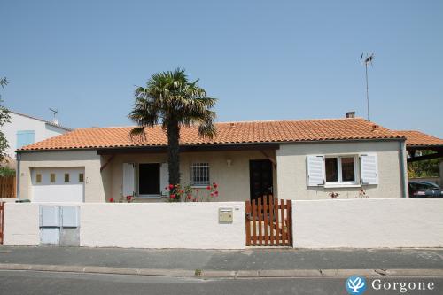 Photo n°1 de :loue maison de plein pied quartier résidentiel de La Rochelle